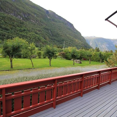 Apartamento Skahjem Gard Aurland Exterior foto