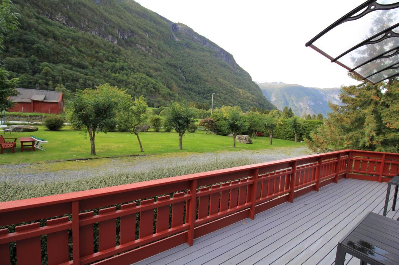 Apartamento Skahjem Gard Aurland Exterior foto