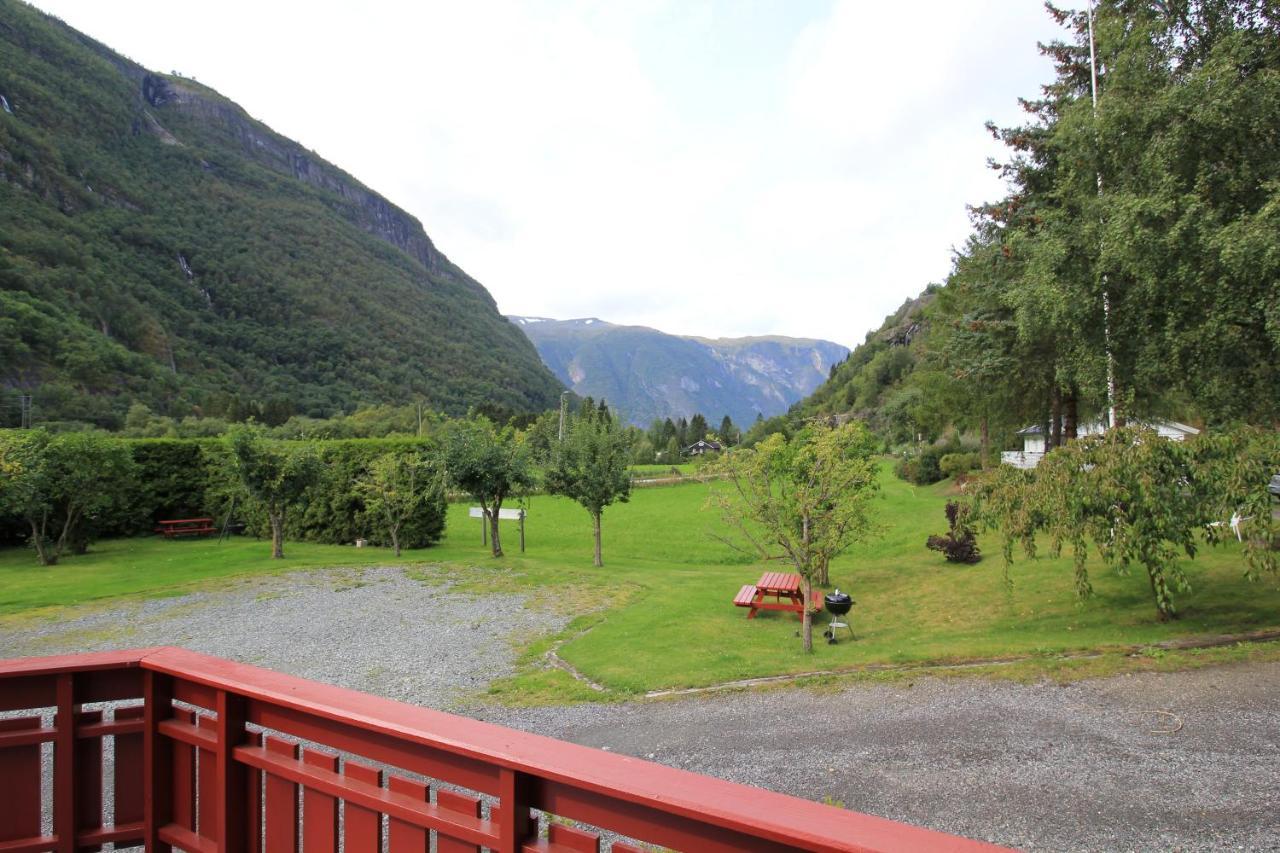 Apartamento Skahjem Gard Aurland Exterior foto