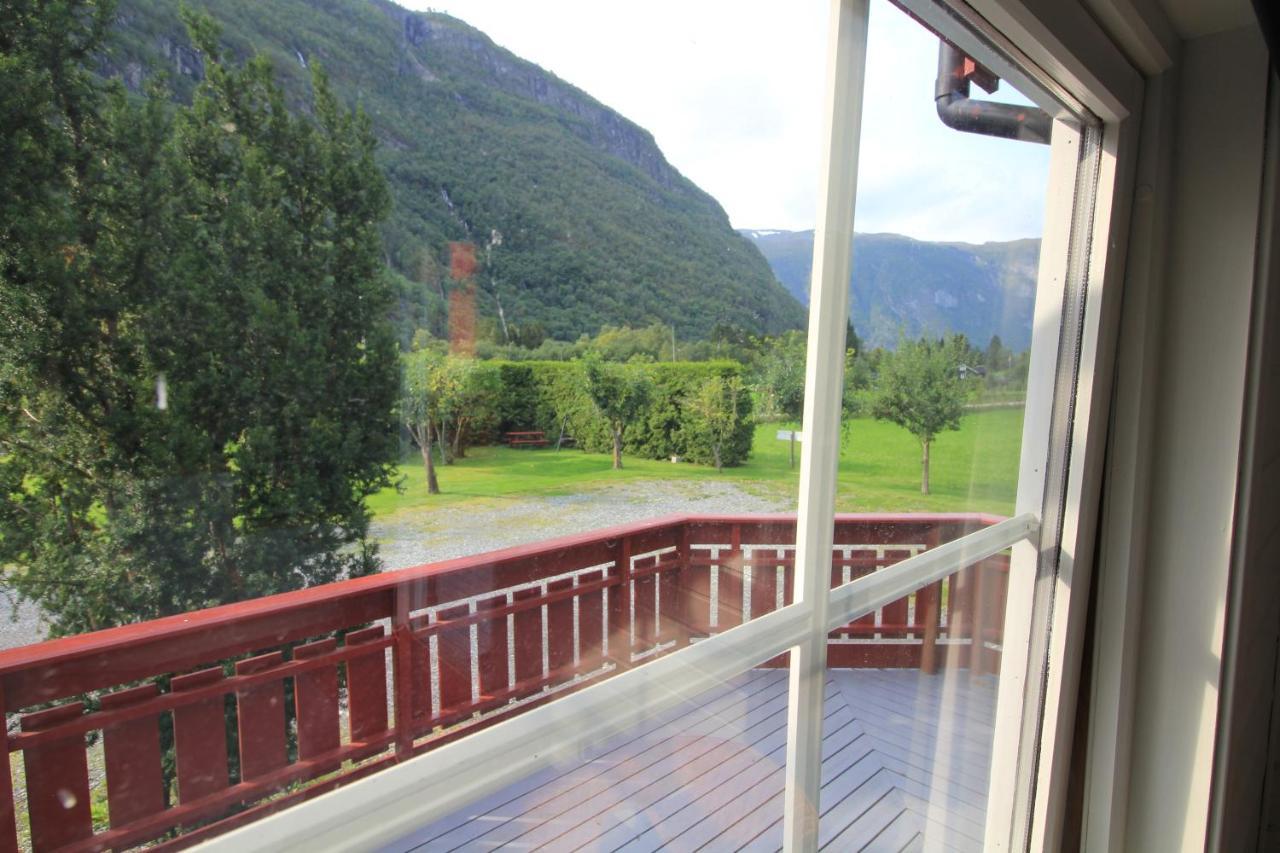 Apartamento Skahjem Gard Aurland Exterior foto