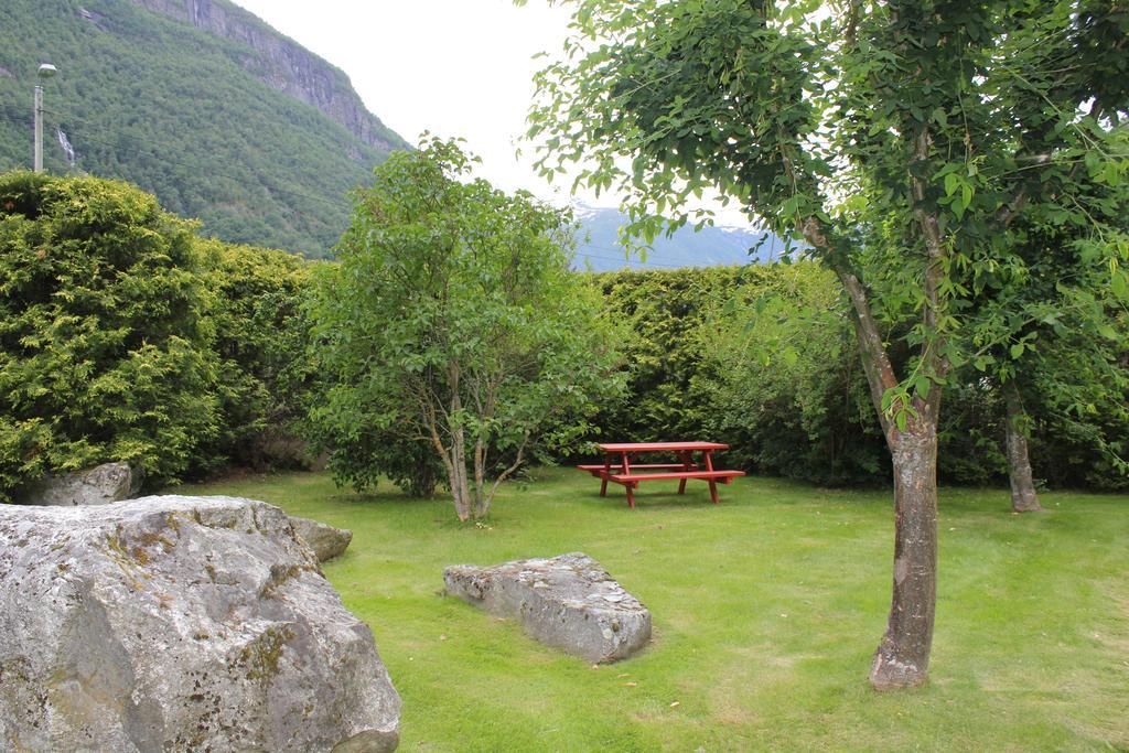 Apartamento Skahjem Gard Aurland Exterior foto