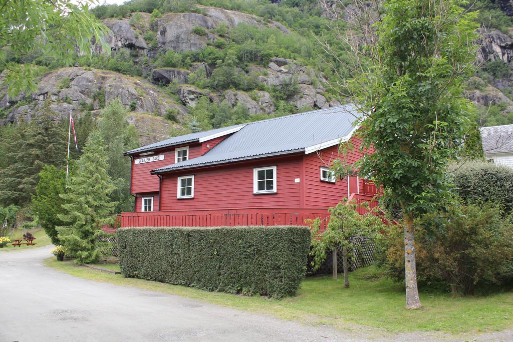 Apartamento Skahjem Gard Aurland Exterior foto